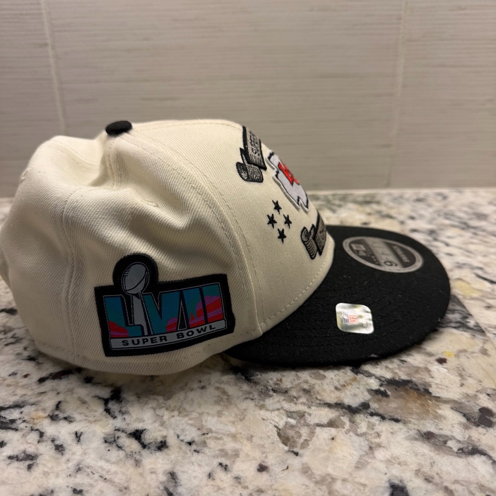New Era Kansas City Chiefs Cream & Black Super Bowl Champions Snapback - Picture 4 of 5